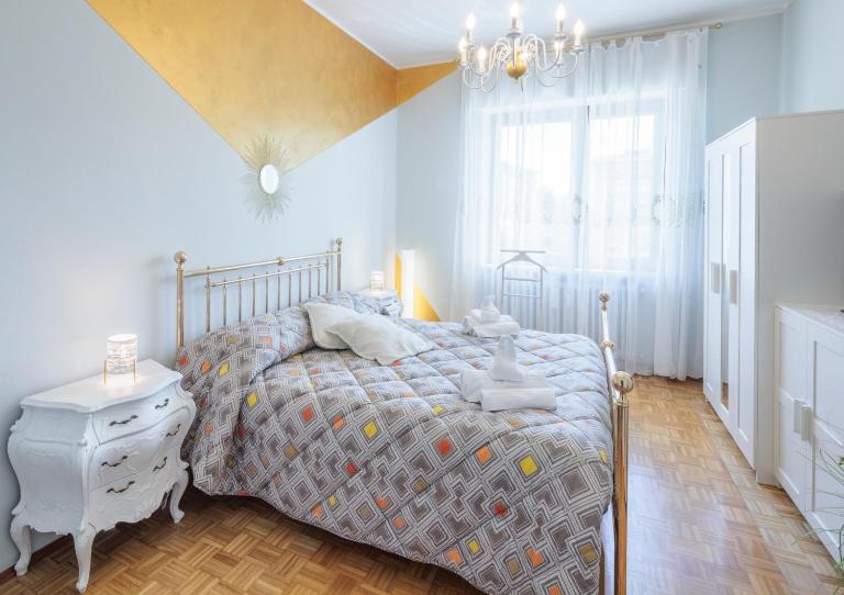 Cuneo Centro -Elegante Dimora con Parcheggio&Bici - B&B Cuneo