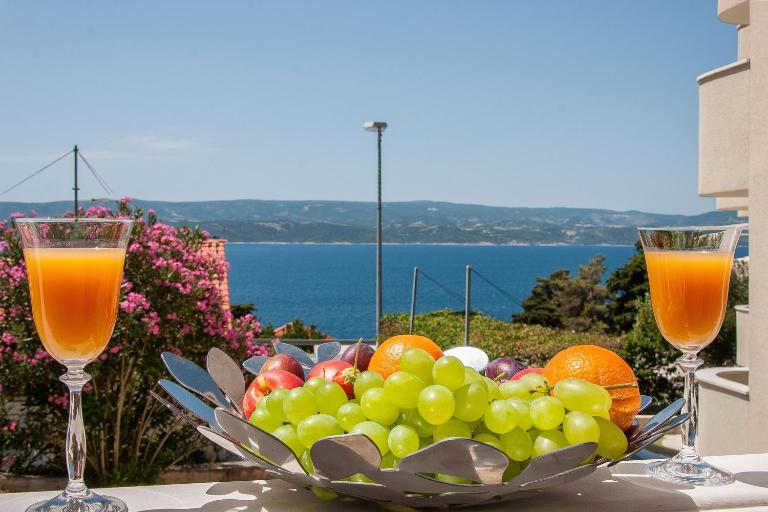 Holiday house with a parking space Stanici - Omis - 24285 - Ferienwohnung Omiš