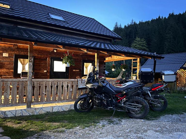 Căsuța Dor de Munte - B&B Dreptu de Jos