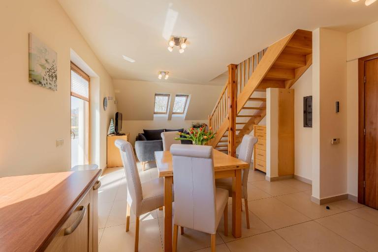 Wooden Sun Seasons 24 Apartment in Rewal Close to the Beach by Noclegi Renters - Bed and Breakfast Rewal
