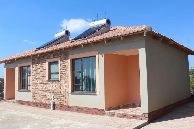 Royal Gidlas Guesthouse - B&B Saulspoort