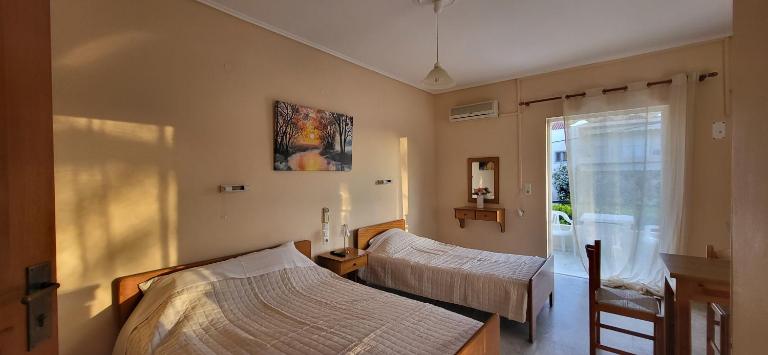 K SANTIS STUDIOS - Chambres d'hôtes Pefki