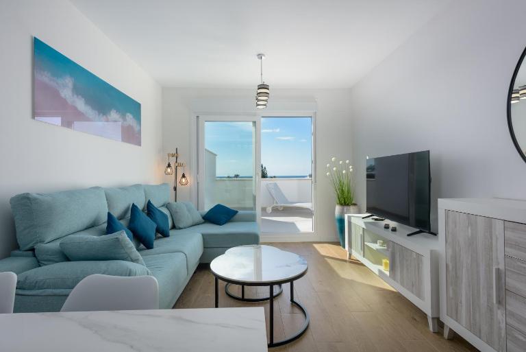 Célere Sea Views - B&B Estepona