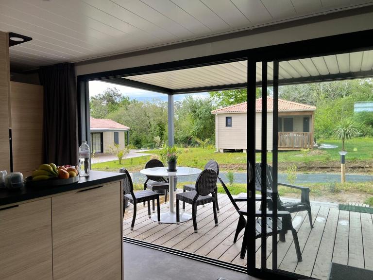 Bungalow à quinze minutes des plages - B&B Saubrigues