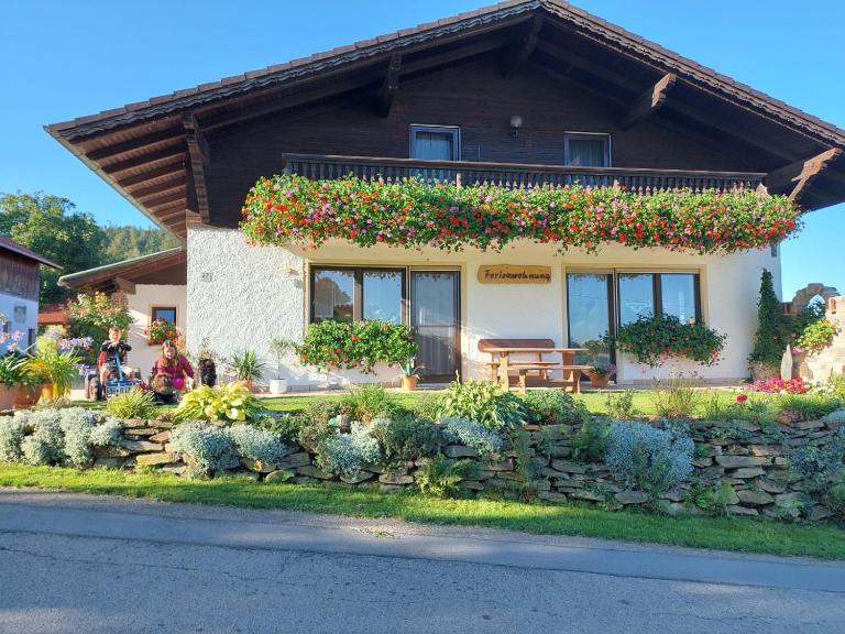 Ferienwohnung Franz Jägershof 27 - Bed and Breakfast Neukirchen beim Heiligen Blut