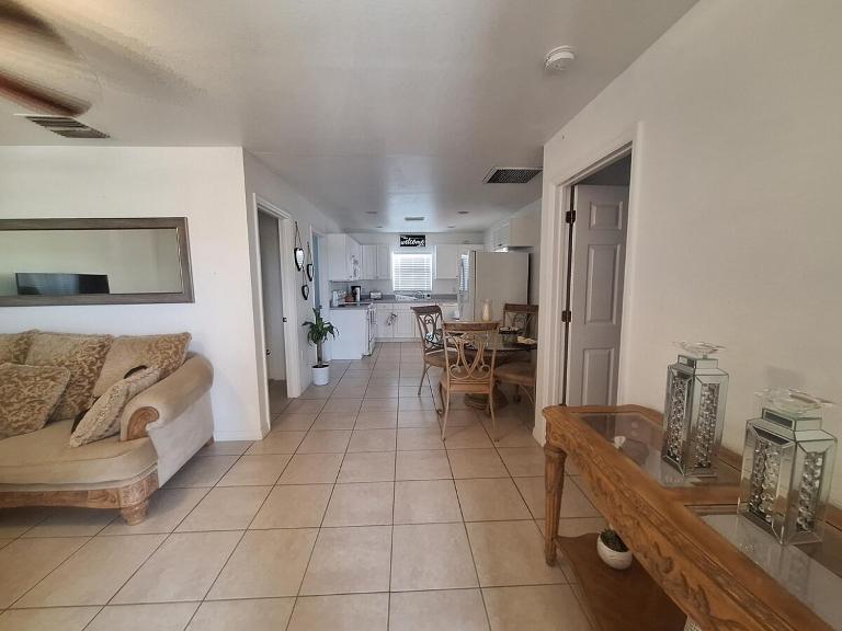 Home 3 beds 1 full bath 1 half bath Port Charlotte near beach - Bed and Breakfast Port Charlotte