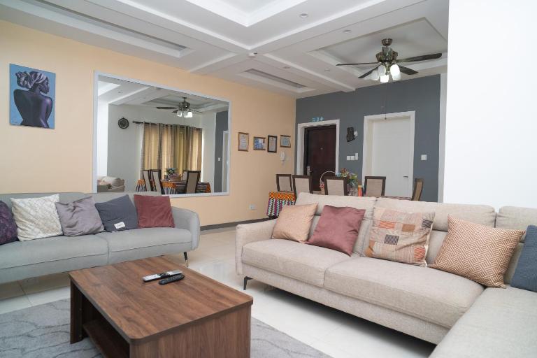 Ocean View Apartments - B&B Sakumona