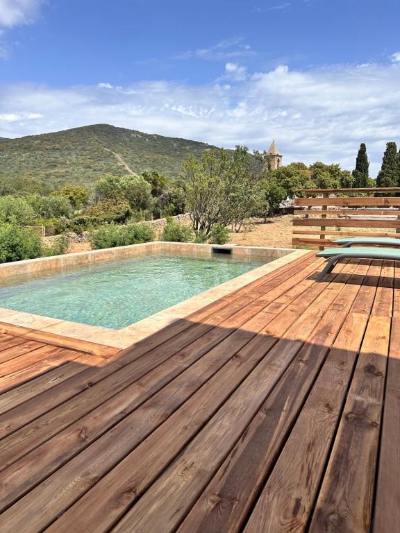 Sposata - Maison en pierre avec piscine privée chauffée - proche plage - Figari - B&B Figari