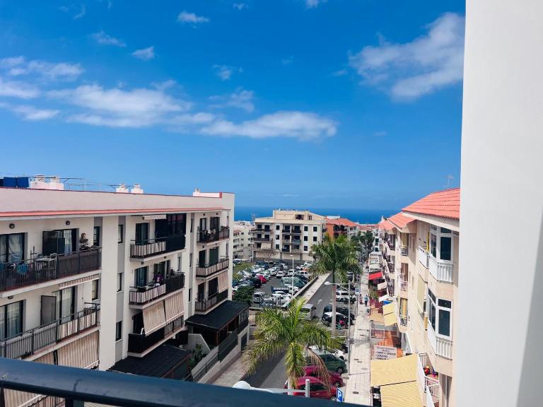 VISTAS Korner CITY CENTR - Chambres d'hôtes Adeje