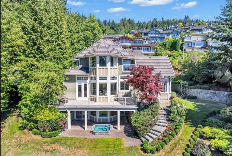 Luxury 5BR Villa, Gym, Theater, Hot tub& Ocean Views - B&B West Vancouver