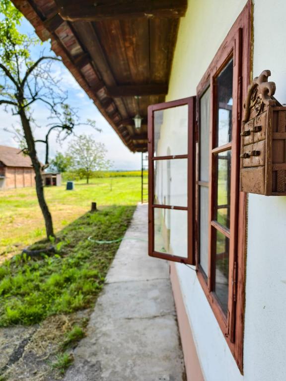 Ubytovací domček u Podhajské - B&B Levice