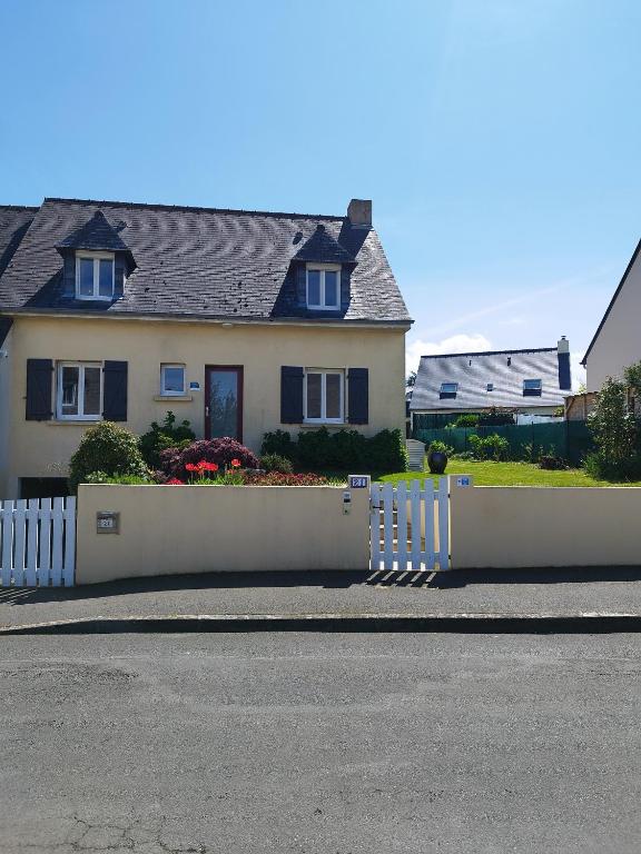Maison de la fontaine - B&B Saint-Méloir-des-Ondes