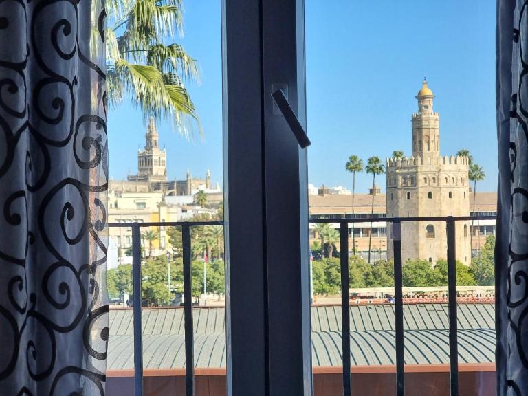 Betis del Oro - B&B Sevilla