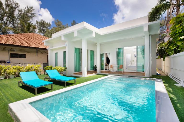 The White House Kamala Beachfront - Bed and Breakfast Ban Kamala