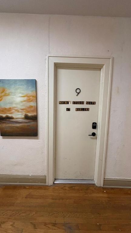 Noemi's Studio Suite Steps To Marlins Stadium At Little Havana - B&B Miami