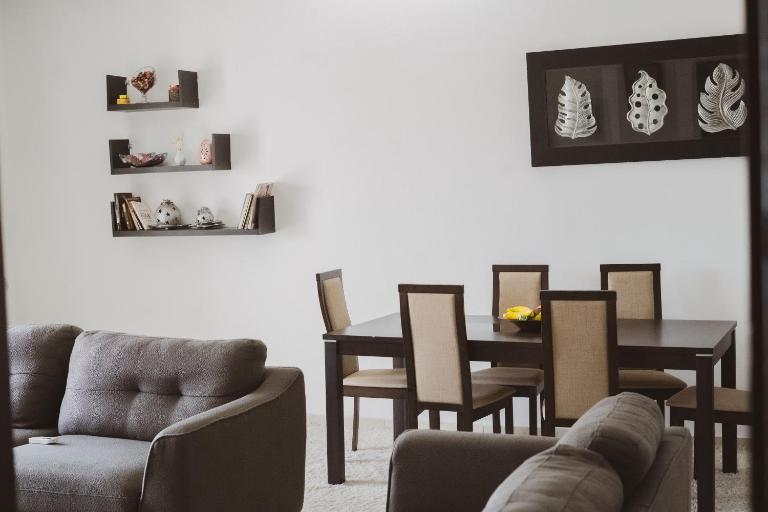 Chic appartement à la Riviera Palmeraie - Ferienwohnung Abidjan