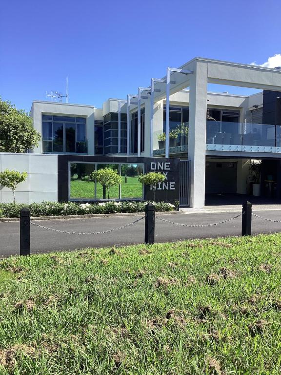 Lakeside - Minutes to Waikato , Braemar Hospitals - Ferienwohnung Hamilton