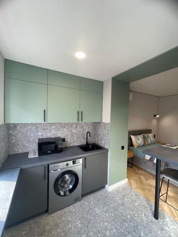 Дизайнерская студия на Ботанике - Bed and Breakfast Chisinau