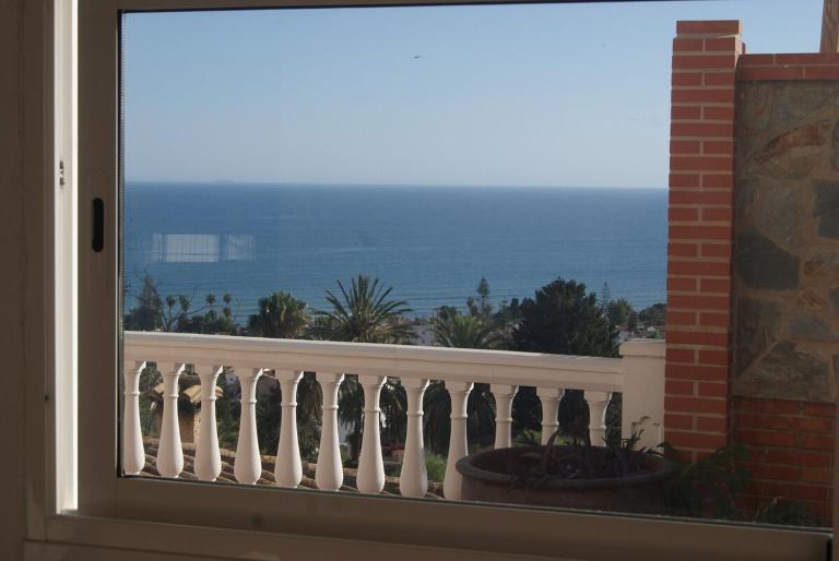 Villa Gloria con vistas al mar - B&B Torre de Benagalbón