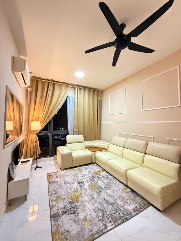 Zainey Homestay Troika Kota Bharu - Bed and Breakfast Kota Bharu