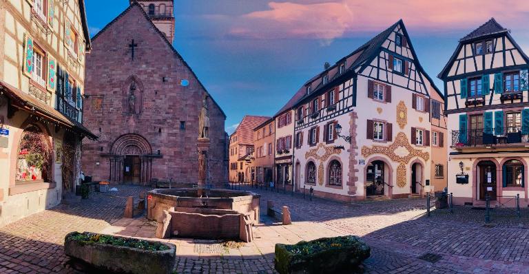 Les Toits du Tonnelier - 64m2 - plein centre médiéval - sauna - garage - B&B Kaysersberg