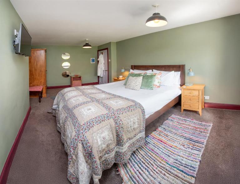 2-Bed Village Country Cottage with Free Parking and Pub - County Durham - B&B Newton Aycliffe