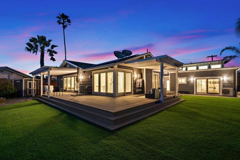 Lagoon Living Offsite and Family Retreat! - B&B San Mateo