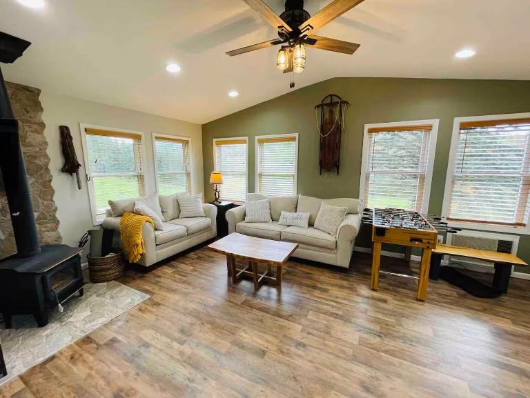 High-View Catskills Cabin - B&B Margaretville