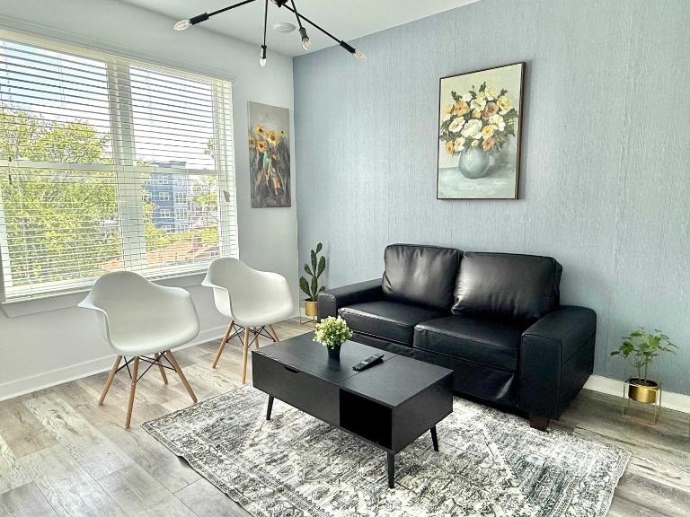 New ATL 1B1B Condo with Washer Dryer 525Pkwy310 - B&B Atlanta