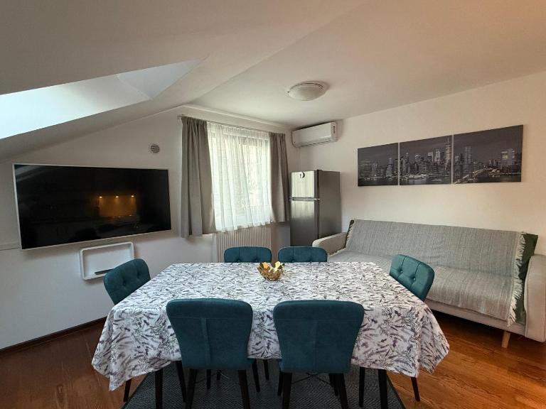 Emun Grigo Lofthouse - B&B Cluj-Napoca