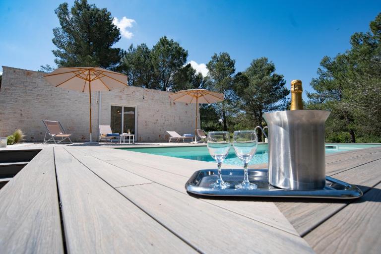 Puglia Essence - Ancient Lamia & Exclusive Pool - B&B Martina Franca