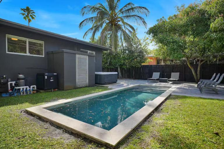 175 Casa Buena Blanca - B&B Miami