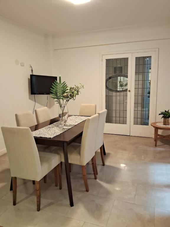 Amplio y céntrico departamento - B&B Mar del Plata