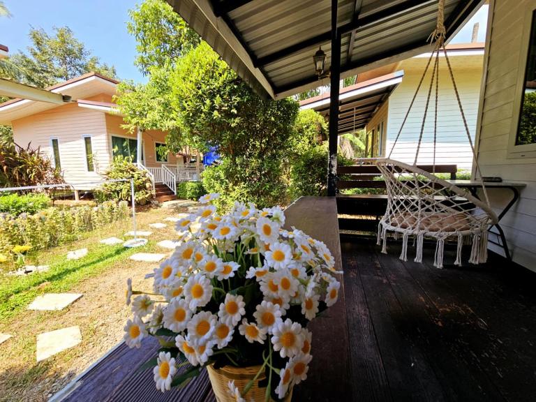 Baan suan khun ta บ้านพักสวนคุณตา - B&B Ko Chang
