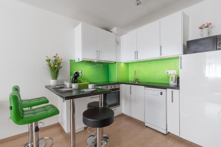 Maria's Family Home with free Parking - Chambres d'hôtes Budapest