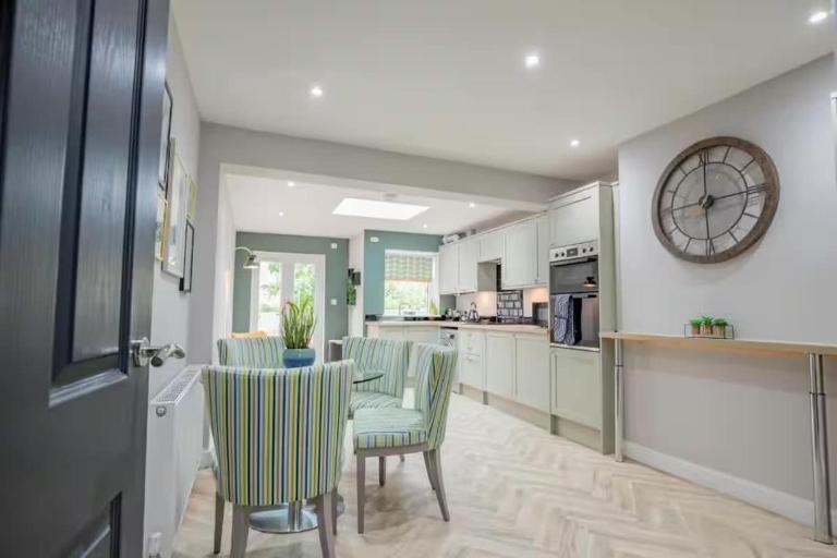 Lower Chestnut House, 2 Bedroom, Central Worcester - B&B Worcester