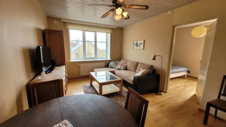 Peresõbralik korter Kuressaare kesklinnas - Ferienwohnung Arensburg