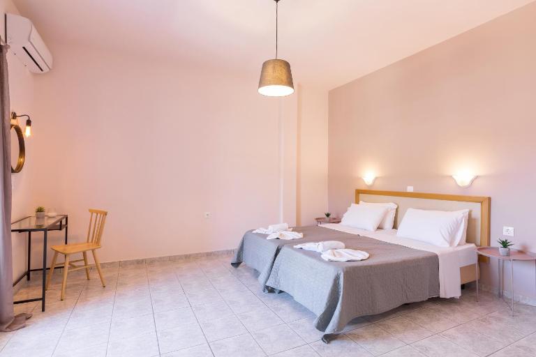Garden Budget Rooms - Ferienwohnung Ypsos