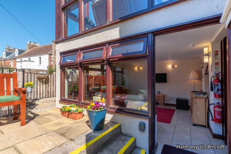 Harmony Undercroft - B&B North Berwick
