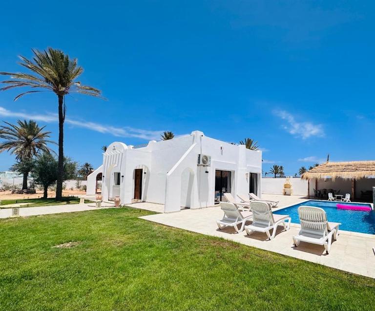 Dar Shadi, villa with garden, pool and horse - Chambres d'hôtes Taguermess