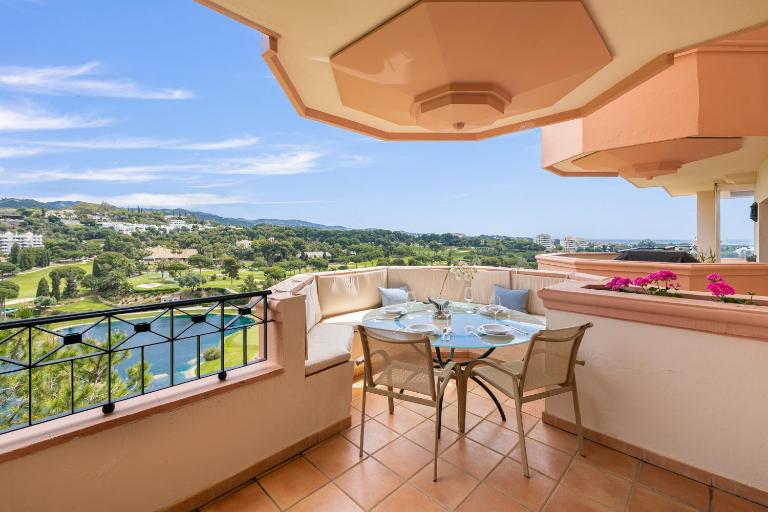 Río Real Vista Golf, by Homing U - B&B Marbella