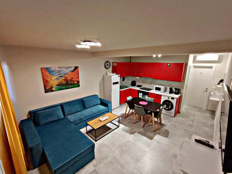 Poseidon Apartments - B&B Eretria