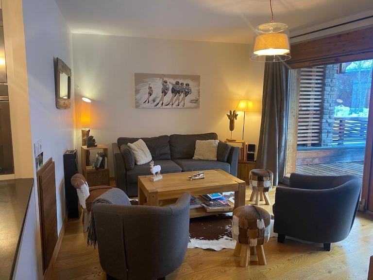 "Le CLOS DE L'YRET" Appartement avec grande terrasse en face des pistes - Ferienwohnung Le Monêtier-les-Bains