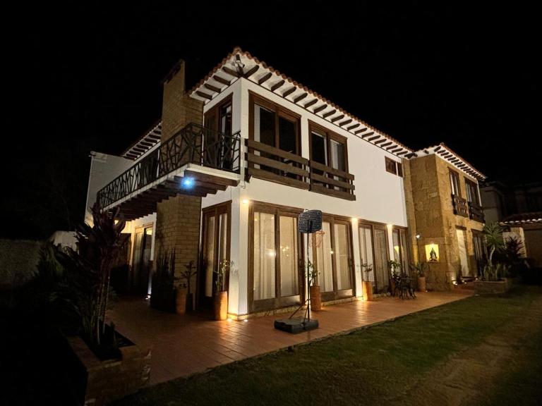 CASA DE LUXURY Santa Helena Villa de Leyva - B&B Villa de Leyva
