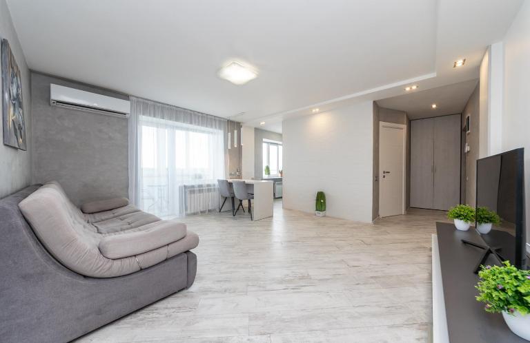Поділ, Набережно-Хрещатицька 11 - B&B Kyiv