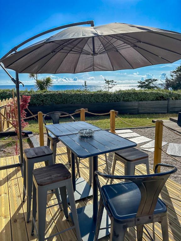 Ty Baradoz, Maison vue mer et plage à pied - Chambres d'hôtes Névez