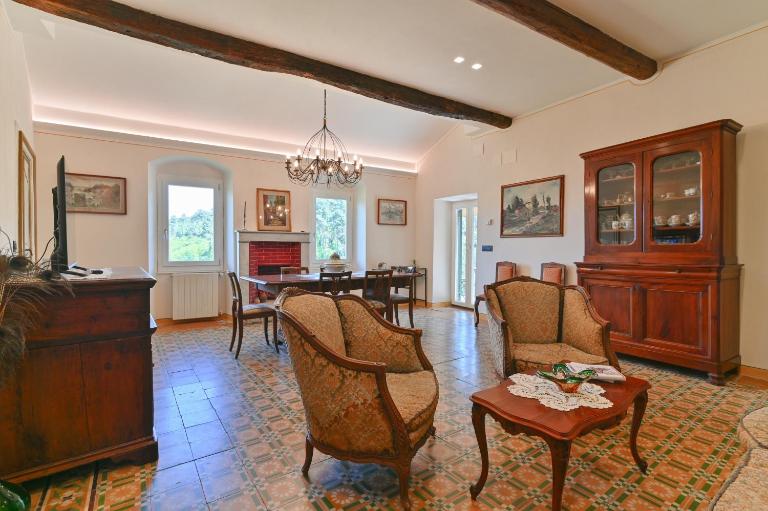 Casa e Mansarda delle Mura - B&B Ameglia