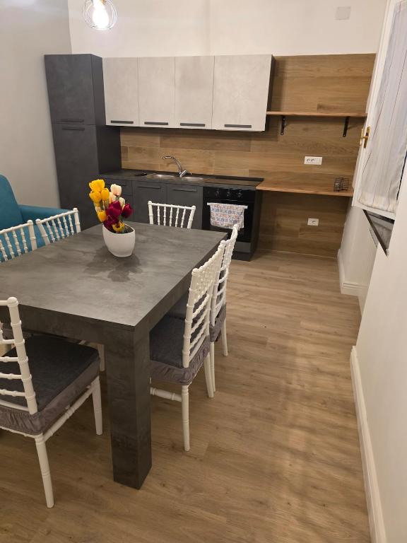 dream garden appartamento - B&B Scafati