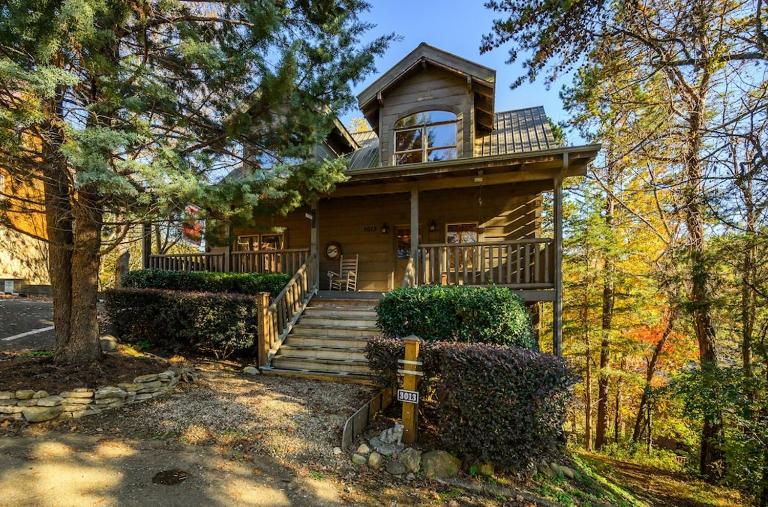 Bear Hug by Avada Properties - B&B Pigeon Forge
