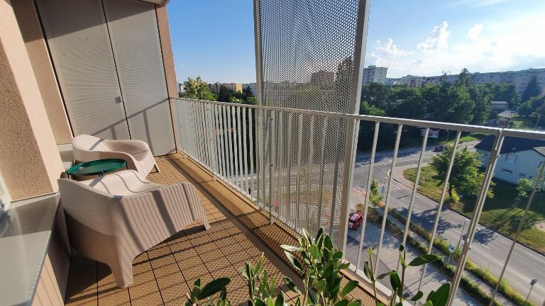 Stylish apartment near Old Town with AC and parking - Bed and Breakfast Košice